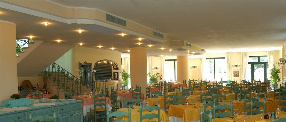 Residence Il Borgo Орозеи Экстерьер фото