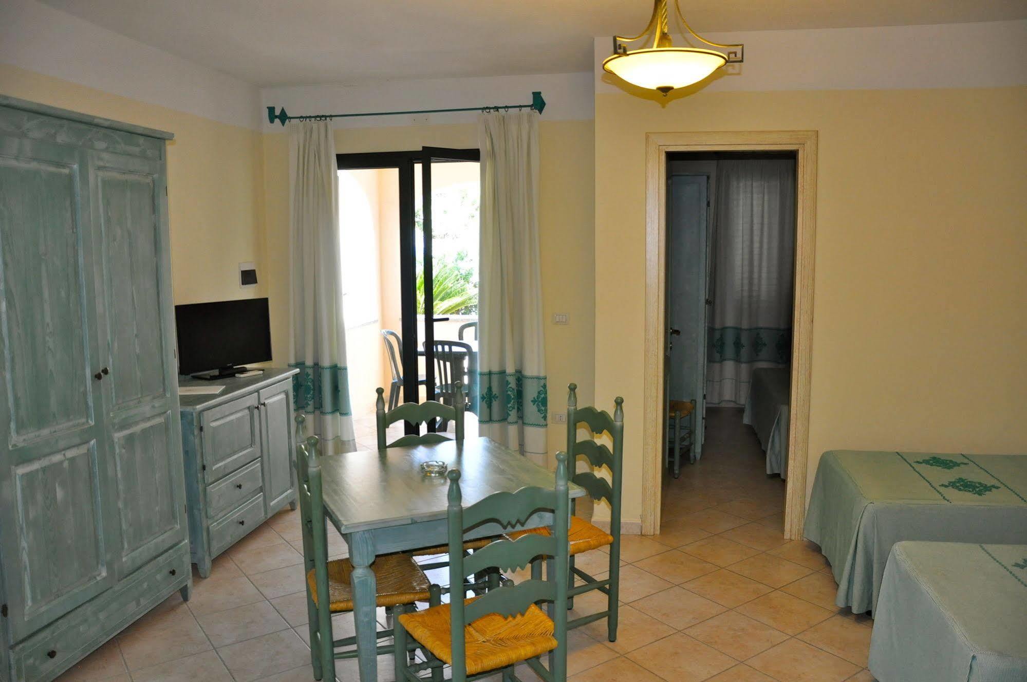 Residence Il Borgo Орозеи Экстерьер фото